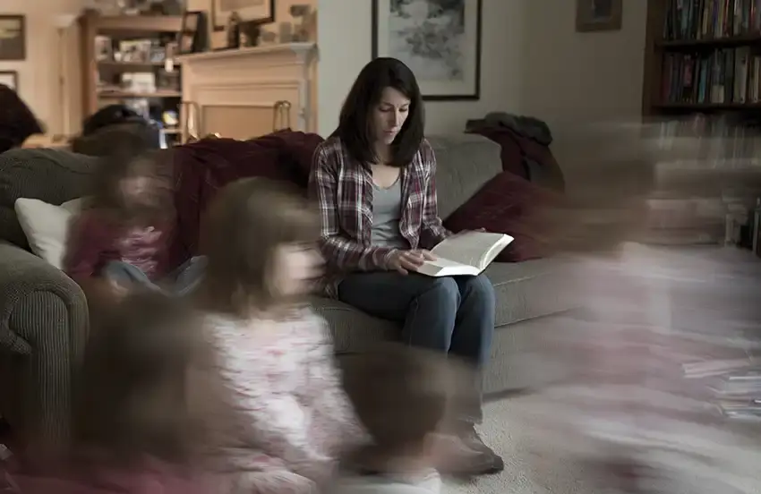 mom reading the bible